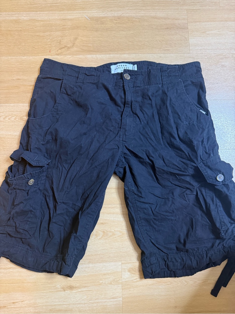 Urban Heritage Navy Cargo Shorts with Button Pockets